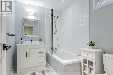 LOWER - 110 STRATHNAIRN AVENUE Toronto (Beechborough-Greenbrook) Ontario photo 9