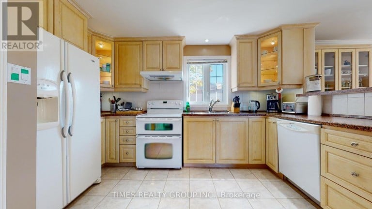 26 EVANS DRIVE, Kawartha Lakes (Somerville), Ontario, K0M1N0