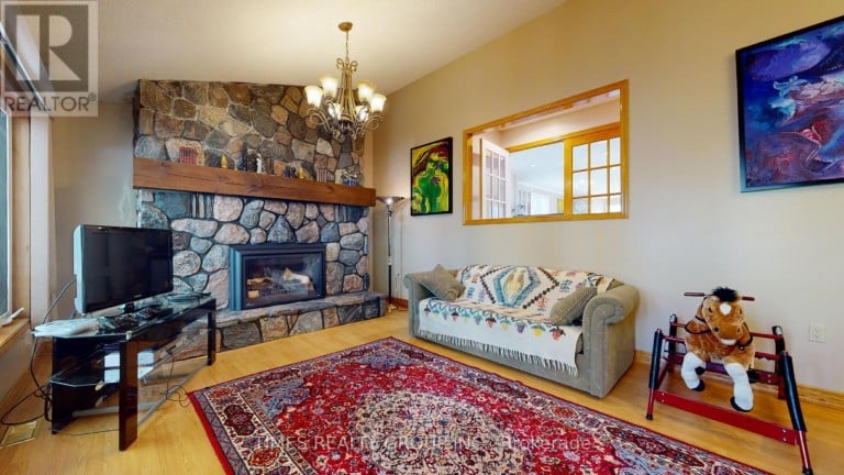 26 EVANS DRIVE, Kawartha Lakes (Somerville), Ontario, K0M1N0