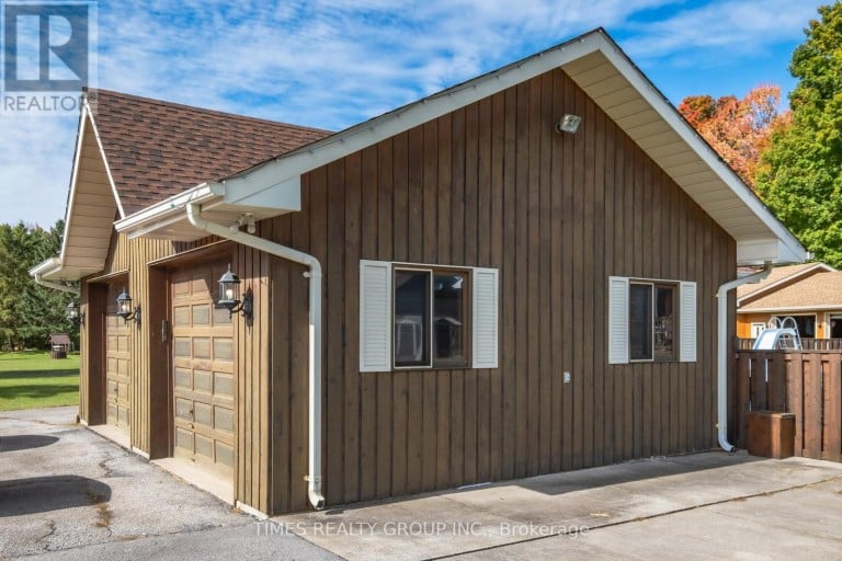 26 EVANS DRIVE, Kawartha Lakes (Somerville), Ontario, K0M1N0