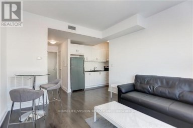 201 - 683 DANFORTH AVENUE Toronto (North Riverdale) Ontario photo 4