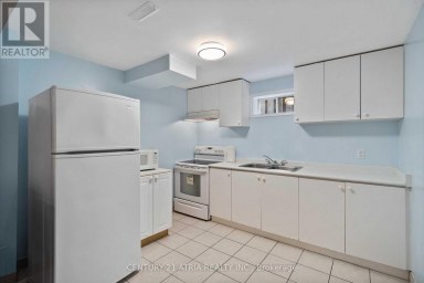 BSMT - 22 SWEET WATER CRESCENT Richmond Hill (Westbrook) Ontario photo 4