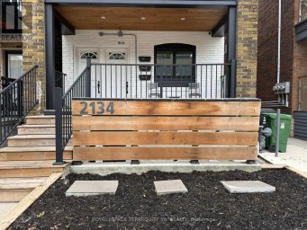 UNIT 1 LOWER - 2134 DUNDAS STREET W Toronto (Roncesvalles) Ontario photo 1