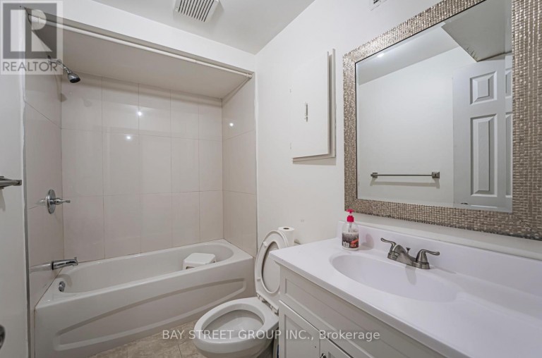 29 ASHMORE CRESCENT, Markham (Milliken Mills East), Ontario, L3R6T8