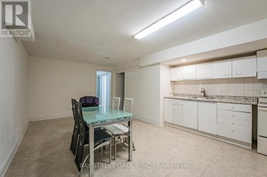 29 ASHMORE CRESCENT Markham (Milliken Mills East) Ontario photo 4