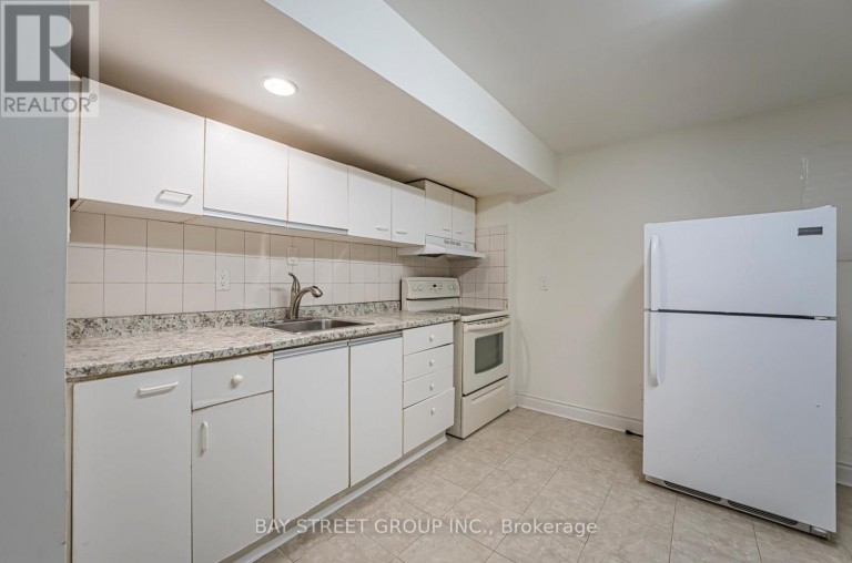 29 ASHMORE CRESCENT, Markham (Milliken Mills East), Ontario, L3R6T8