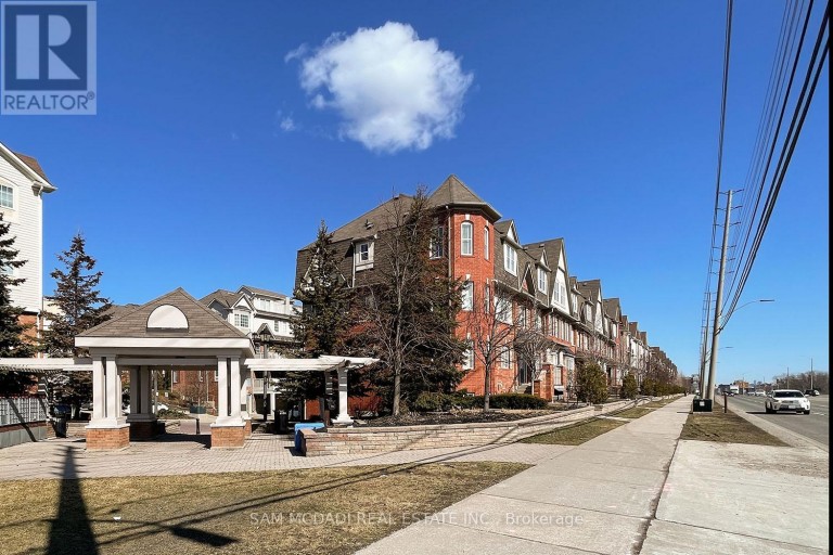 2 - 639 DUNDAS STREET W, Mississauga (Cooksville), Ontario, L5B0B5