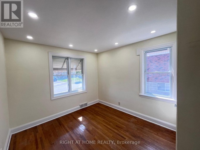 MAIN FLLOOR - 224 COLLEGE AVENUE, Oshawa (Vanier), Ontario, L1J1R7