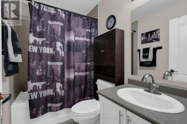 7 - 49 FERNDALE DRIVE S Barrie (Ardagh) Ontario photo 18