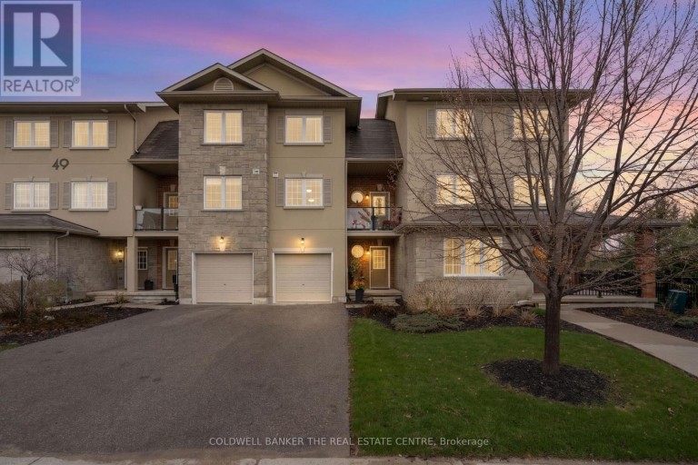 7 - 49 FERNDALE DRIVE S, Barrie (Ardagh), Ontario, L4N5W9