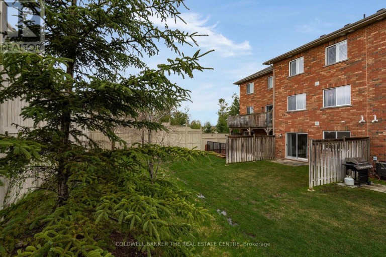 7 - 49 FERNDALE DRIVE S, Barrie (Ardagh), Ontario, L4N5W9