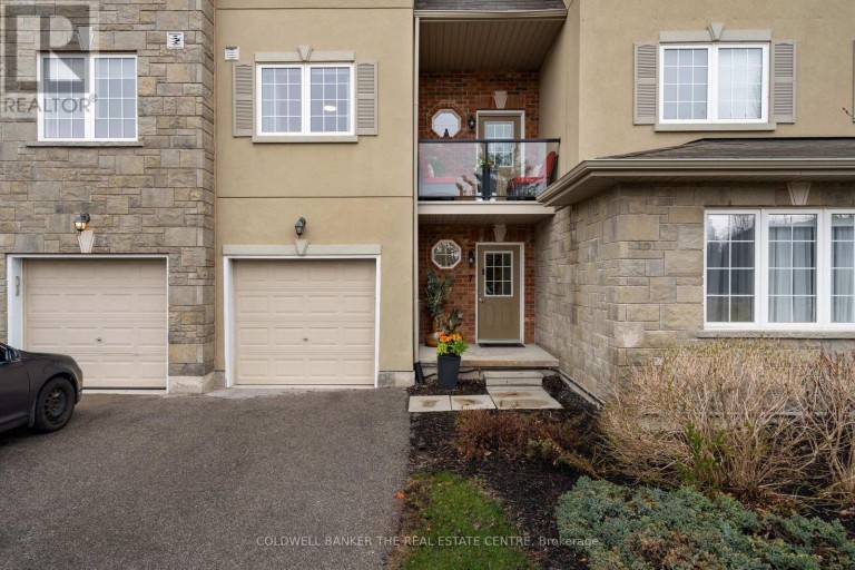 7 - 49 FERNDALE DRIVE S, Barrie (Ardagh), Ontario, L4N5W9