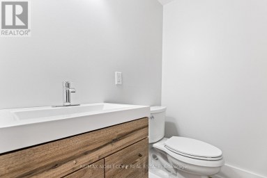 2 - 108 ENDERBY ROAD Toronto (East End-Danforth) Ontario photo 4