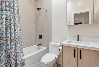 79B RIVER STREET Parry Sound Ontario photo 13