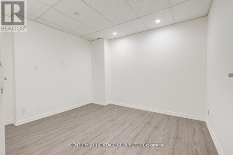 101 - 2900 YONGE STREET, Toronto (Lawrence Park South), Ontario, M4N3N8