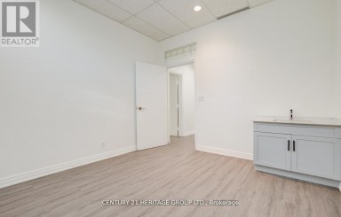 101 - 2900 YONGE STREET Toronto (Lawrence Park South) Ontario photo 28