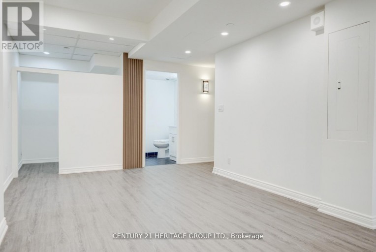 101 - 2900 YONGE STREET, Toronto (Lawrence Park South), Ontario, M4N3N8