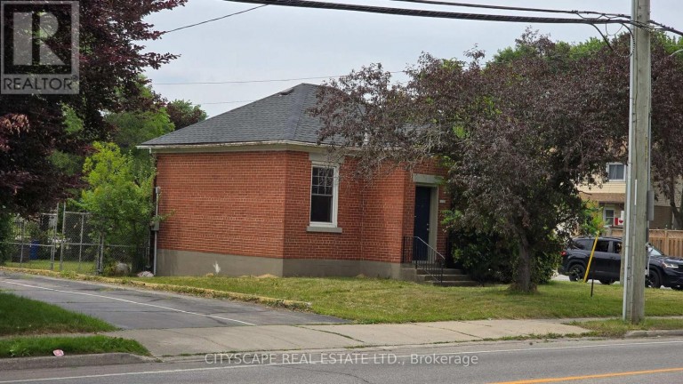 1504 CONCESSION ROAD, Cambridge, Ontario, N3H4L9