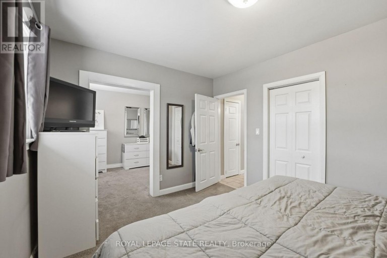 473 MOHAWK ROAD W, Hamilton (Gilbert), Ontario, L9C1X3