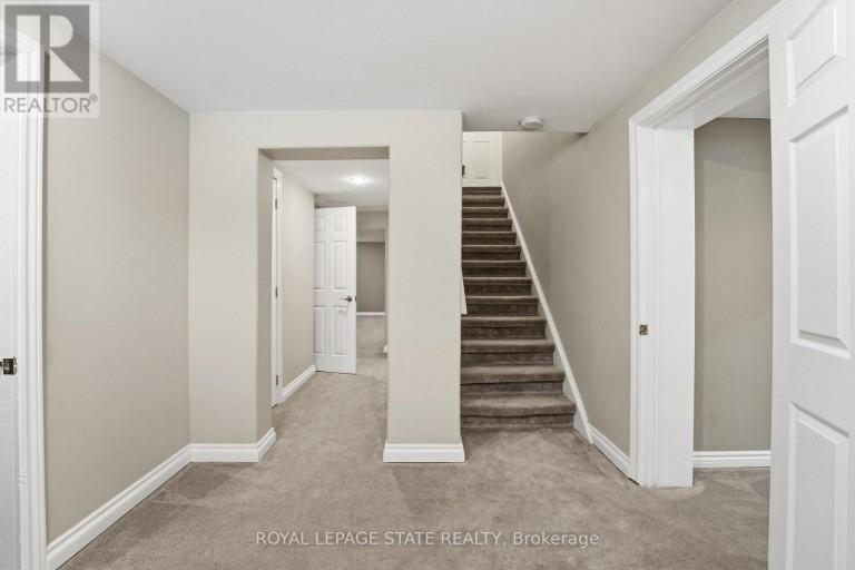 473 MOHAWK ROAD W, Hamilton (Gilbert), Ontario, L9C1X3