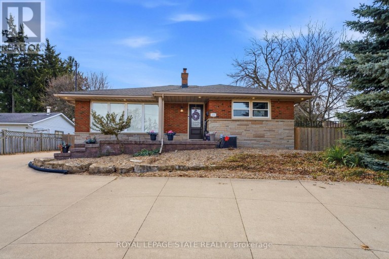 473 MOHAWK ROAD W, Hamilton (Gilbert), Ontario, L9C1X3