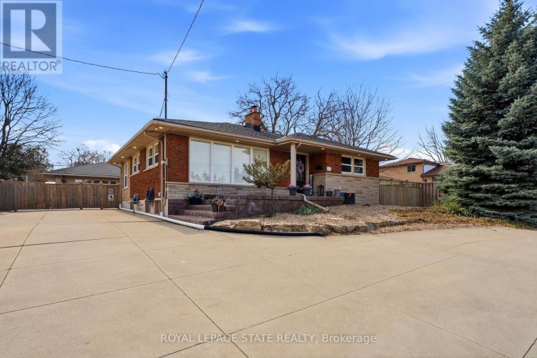 473 MOHAWK ROAD W, Hamilton (Gilbert), Ontario, L9C1X3