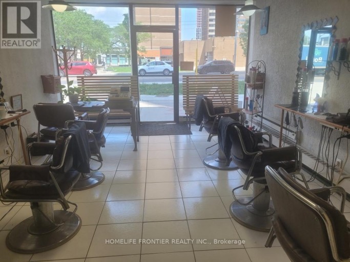 298 MAIN STREET, Toronto (East End-Danforth), Ontario, M4C1L4