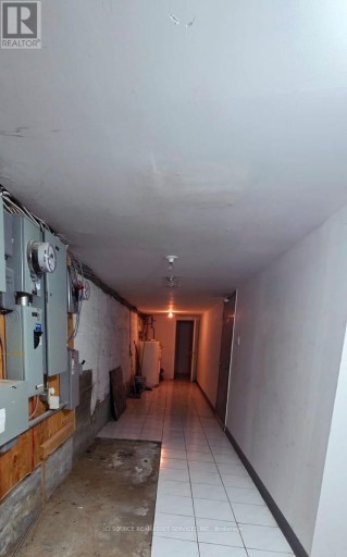1811 DANFORTH AVENUE, Toronto (Woodbine Corridor), Ontario, M4C1J2