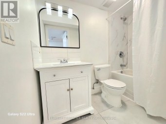 BSMT - 764 GORHAM STREET Newmarket (Gorham-College Manor) Ontario photo 13