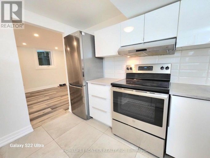 BSMT - 764 GORHAM STREET, Newmarket (Gorham-College Manor), Ontario, L3Y1L6
