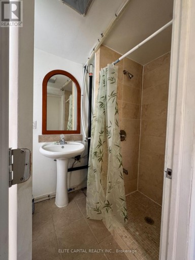 9 LAMBROOK DRIVE, Georgina (Virginia), Ontario, L0E1N0
