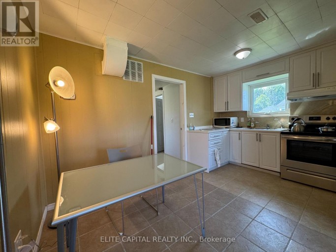 9 LAMBROOK DRIVE, Georgina (Virginia), Ontario, L0E1N0
