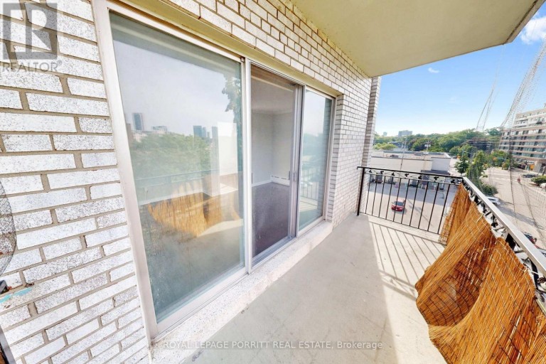 39 - 2 SUPERIOR AVENUE, Toronto (Mimico), Ontario, M8V2M3