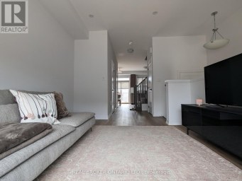 70 - 461 BLACKBURN DRIVE Brantford Ontario photo 3
