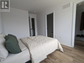 70 - 461 BLACKBURN DRIVE Brantford Ontario photo 8