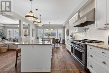 36 KAYLA CRESCENT Collingwood Ontario photo 12