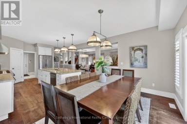 36 KAYLA CRESCENT Collingwood Ontario photo 16
