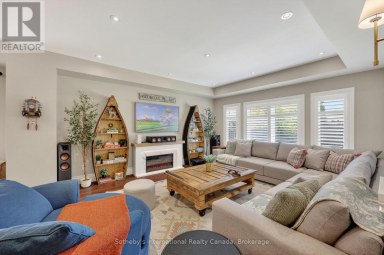36 KAYLA CRESCENT Collingwood Ontario photo 17