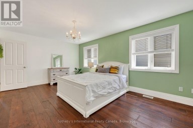 36 KAYLA CRESCENT Collingwood Ontario photo 35