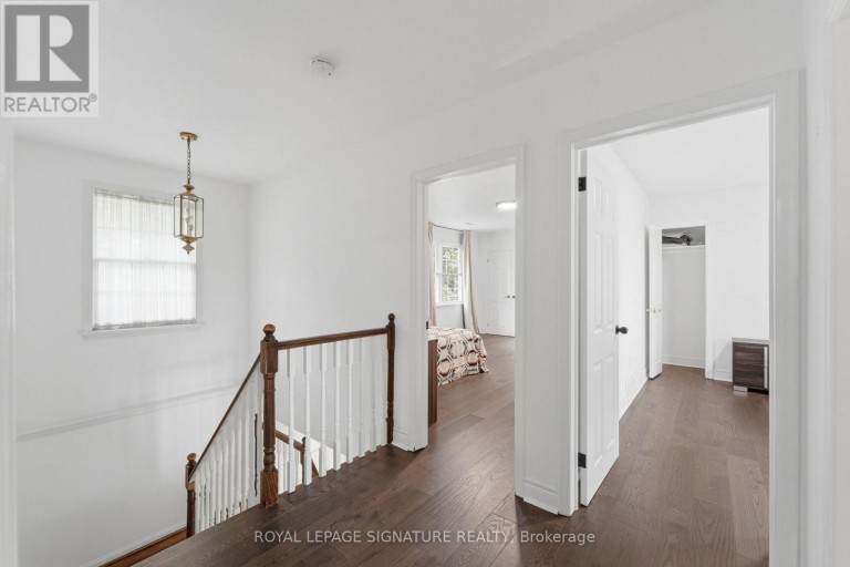312 DALEWOOD DRIVE, Oakville (MO Morrison), Ontario, L6J4P5