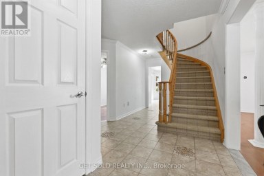 28 HAWKINS DRIVE Barrie (Ardagh) Ontario photo 14