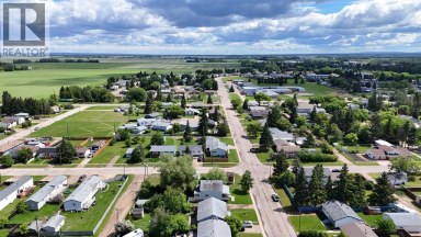 4904 58th Avenue High Prairie Alberta photo 28