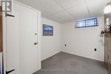 115 CHAMPLAIN CRESCENT London East (East I) Ontario photo 21