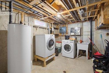 115 CHAMPLAIN CRESCENT London East (East I) Ontario photo 23