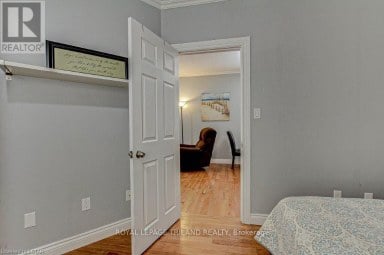 256 EDINBURGH STREET London North (North N) Ontario photo 13