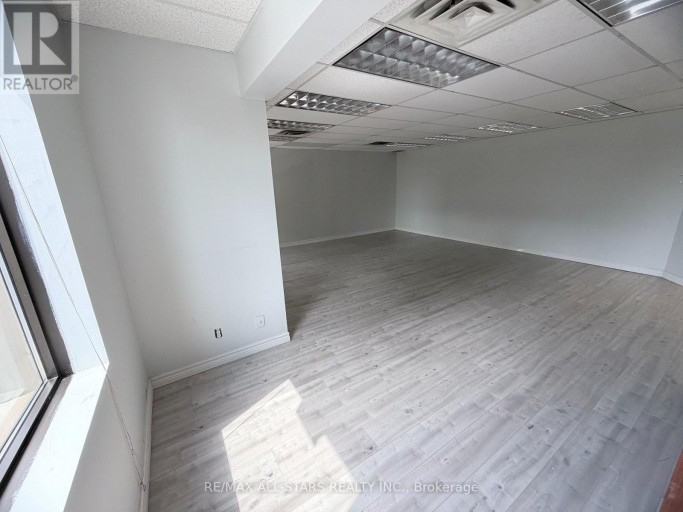212A - 2190 WARDEN AVENUE, Toronto (Tam O'Shanter-Sullivan), Ontario, M1T1V6