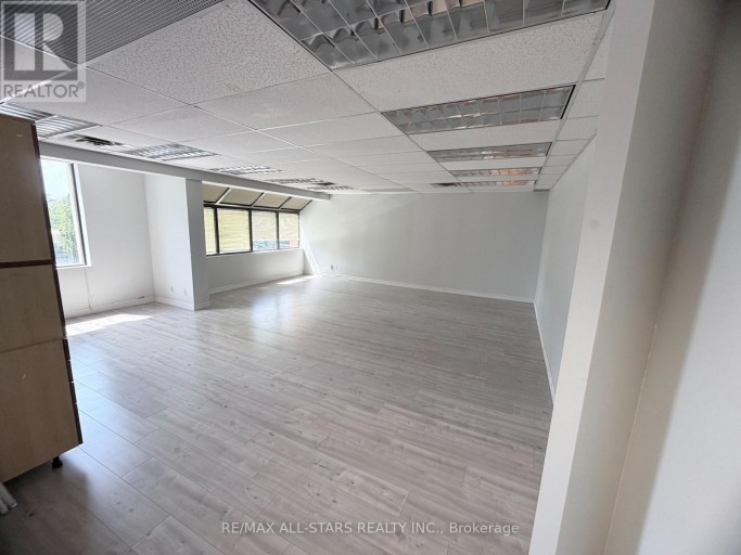 212A - 2190 WARDEN AVENUE, Toronto (Tam O'Shanter-Sullivan), Ontario, M1T1V6