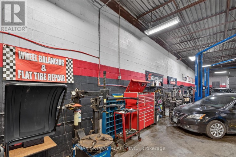 6 - 181 RUTHERFORD ROAD, Brampton (Brampton East Industrial), Ontario, L6W3P4