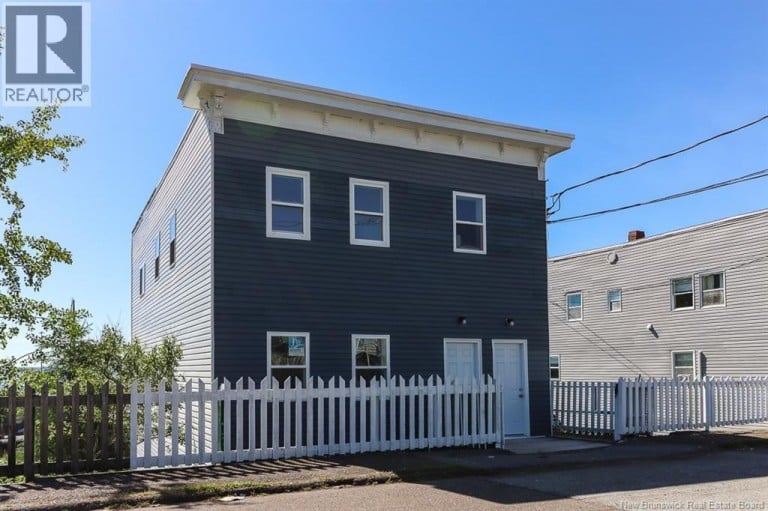 204-206 St. James W Street, Saint John, New Brunswick, E2L2E9