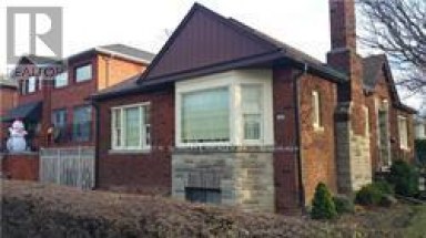 389 LAWRENCE AVENUE W Toronto (Bedford Park-Nortown) Ontario photo 1